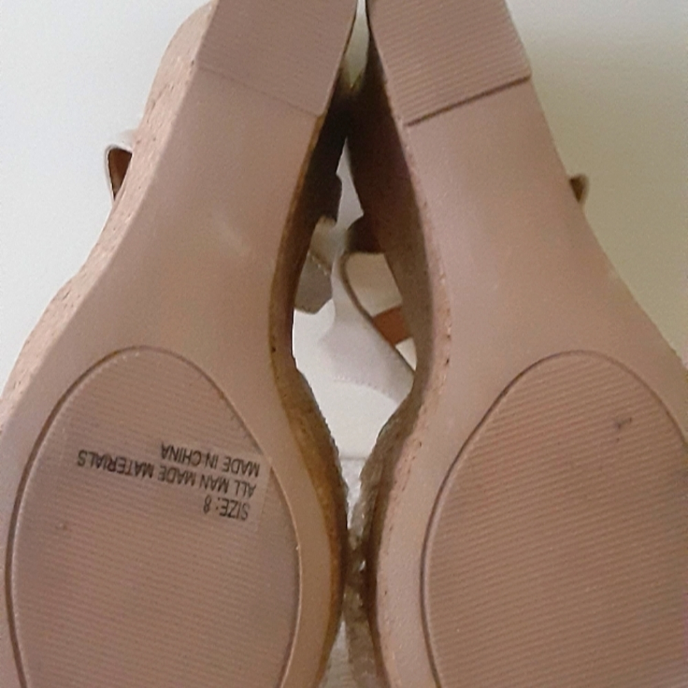 Espadrilles - Picture 3 of 4